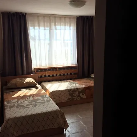 Casa de hóspedes Foros Kraymorie *